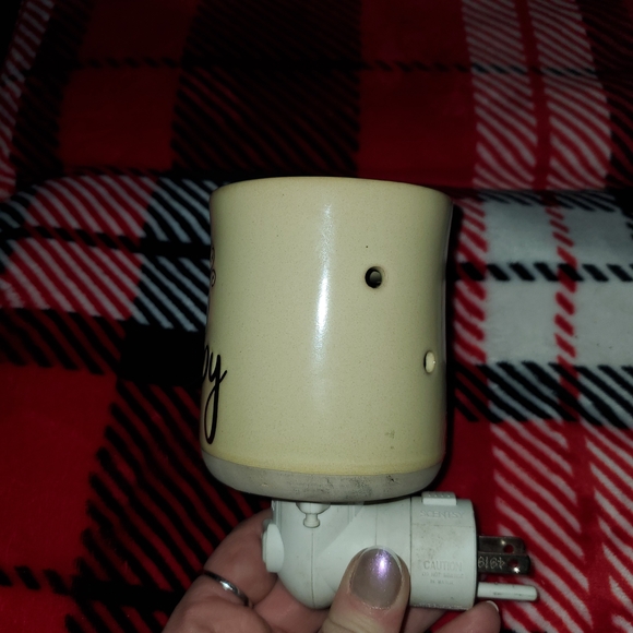 Happy Bee Night Light - Picture 3 of 5